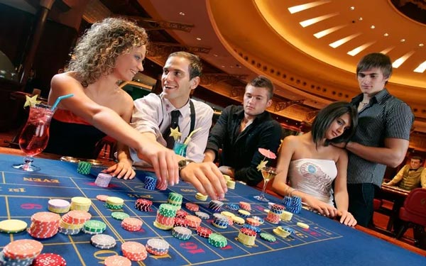 Exploring the Most Popular Live Casino Games: From Blackjack to Roulette