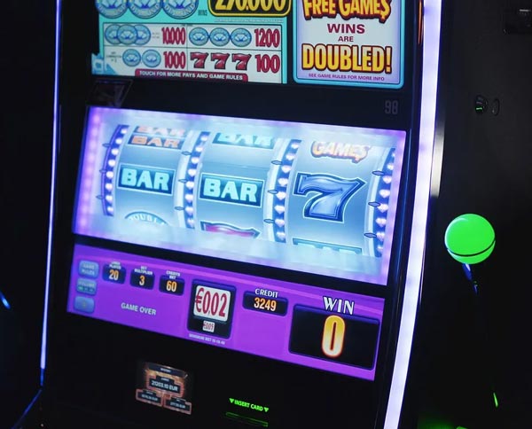 The Evolution of Slot Games: From Mechanical Reels to Digital Thrills